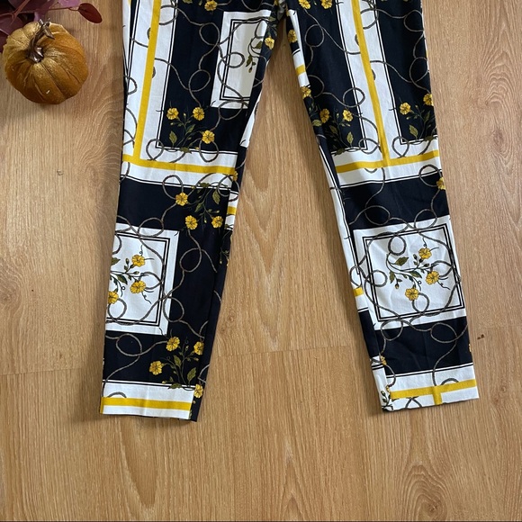 New York & Co 7th Avenue Floral Stretch Audrey Slim Leg Ankle Pants - Picture 6 of 11